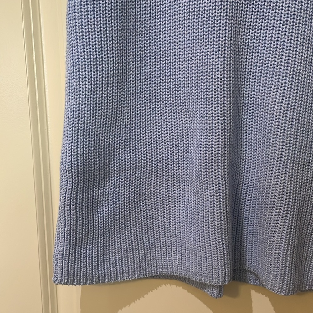 Shirt - Picture 3 of 7